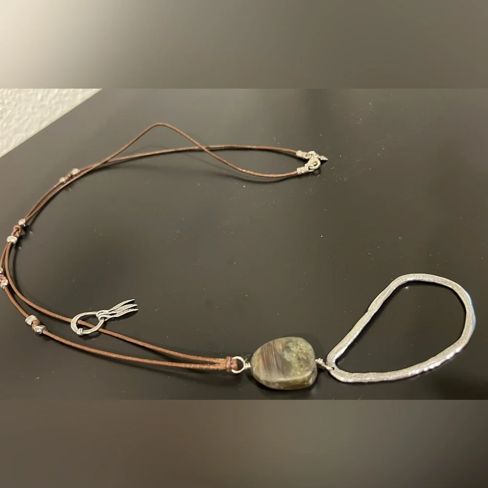 Silpada Labradorite and sterling silver pendant necklace. - Picture 3 of 4